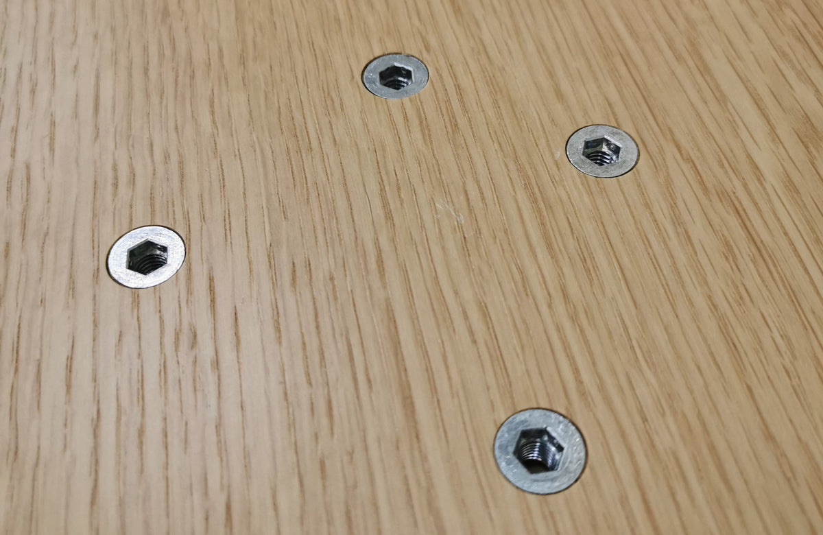 家具の解体と再組み立てを支える埋め込みナットとは？